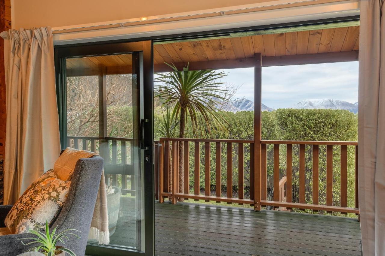 Alpine Hideaway - 2 Bedroom Closeburn ภายนอก รูปภาพ