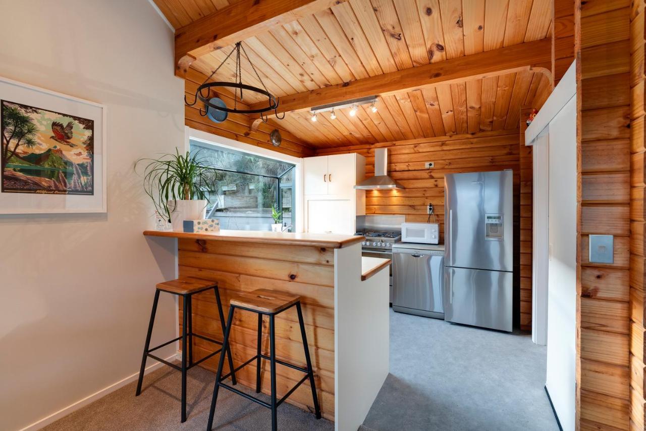 Alpine Hideaway - 2 Bedroom Closeburn ภายนอก รูปภาพ